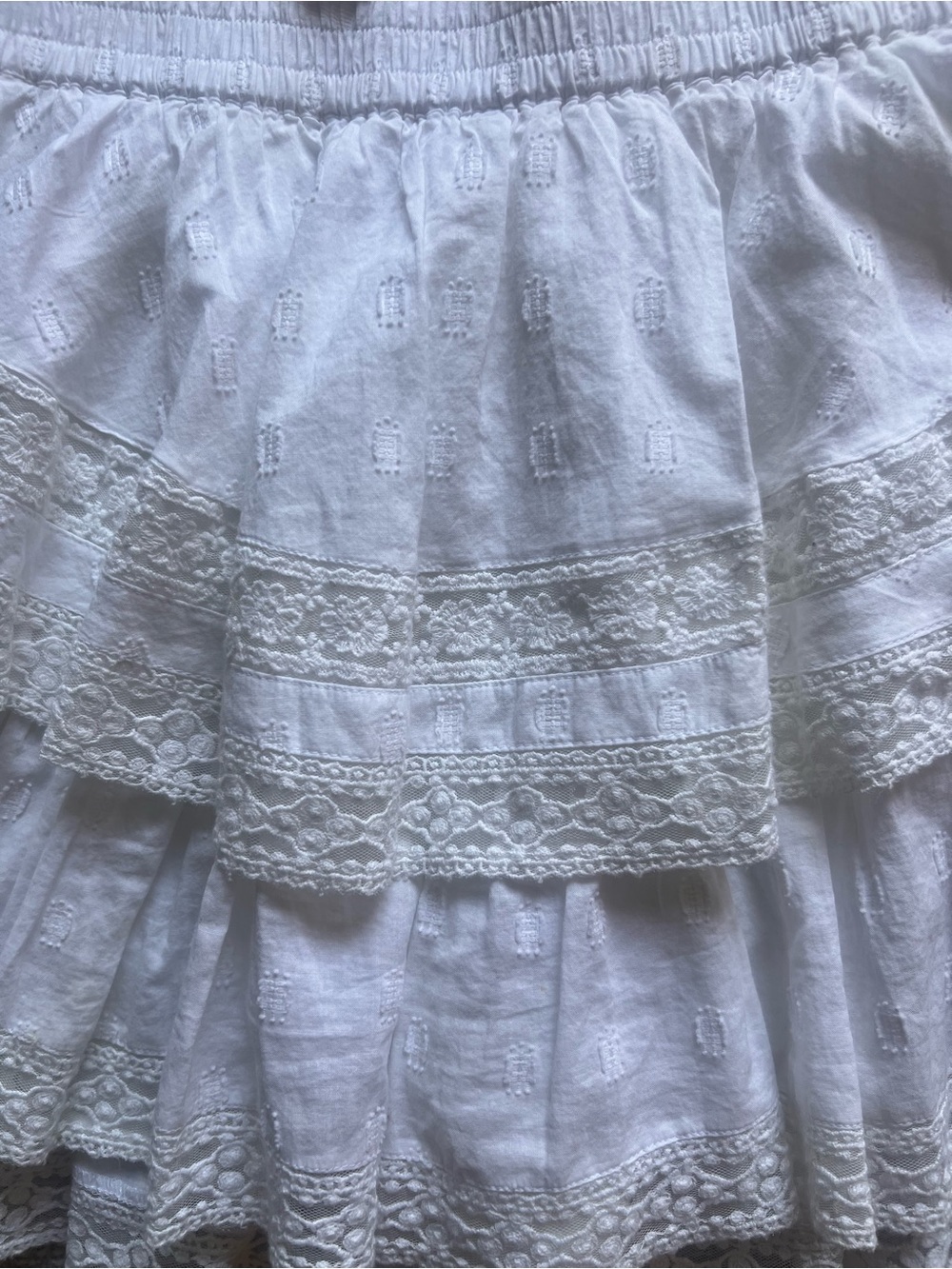 American Eagle Outfitters White Tiered Lace Skater Skirt (small) - Picture 9 of 9